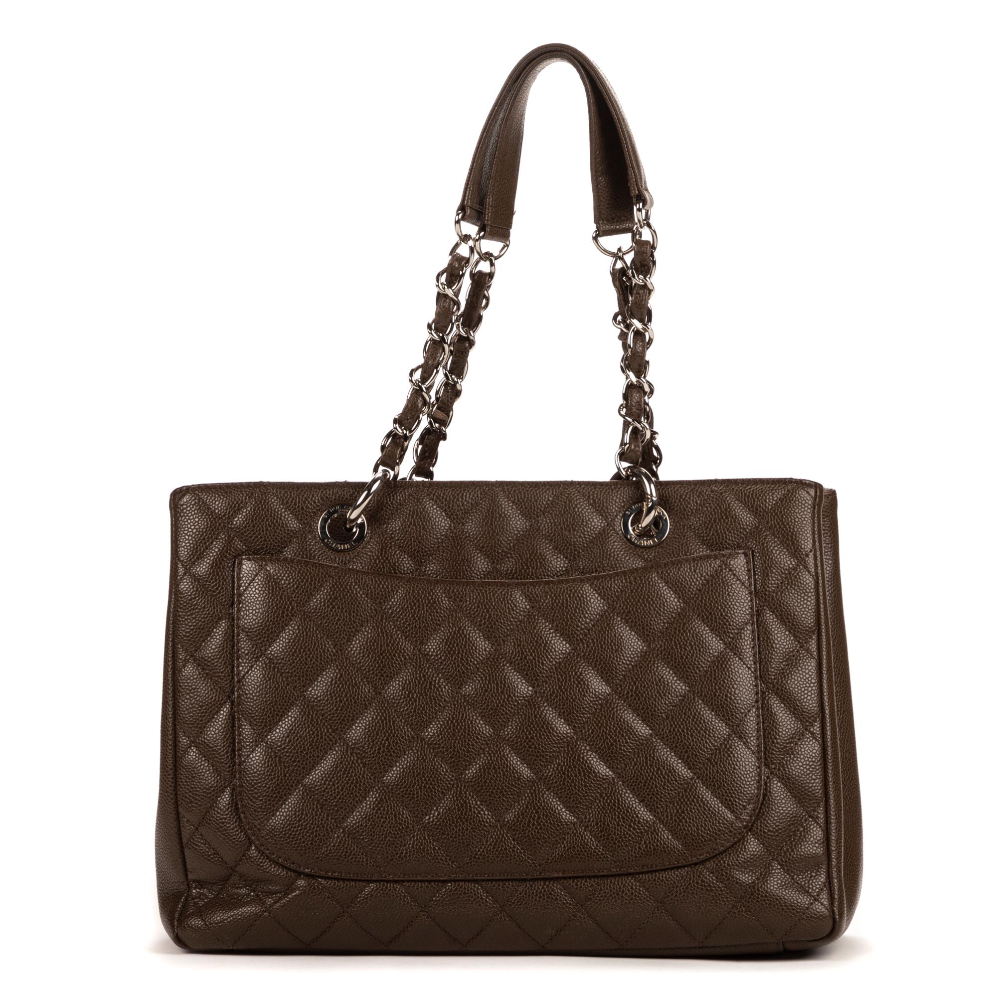 Chanel 2014 Brown CC Large Shopping Tote In Excellent Condition For Sale In Atlanta, GA