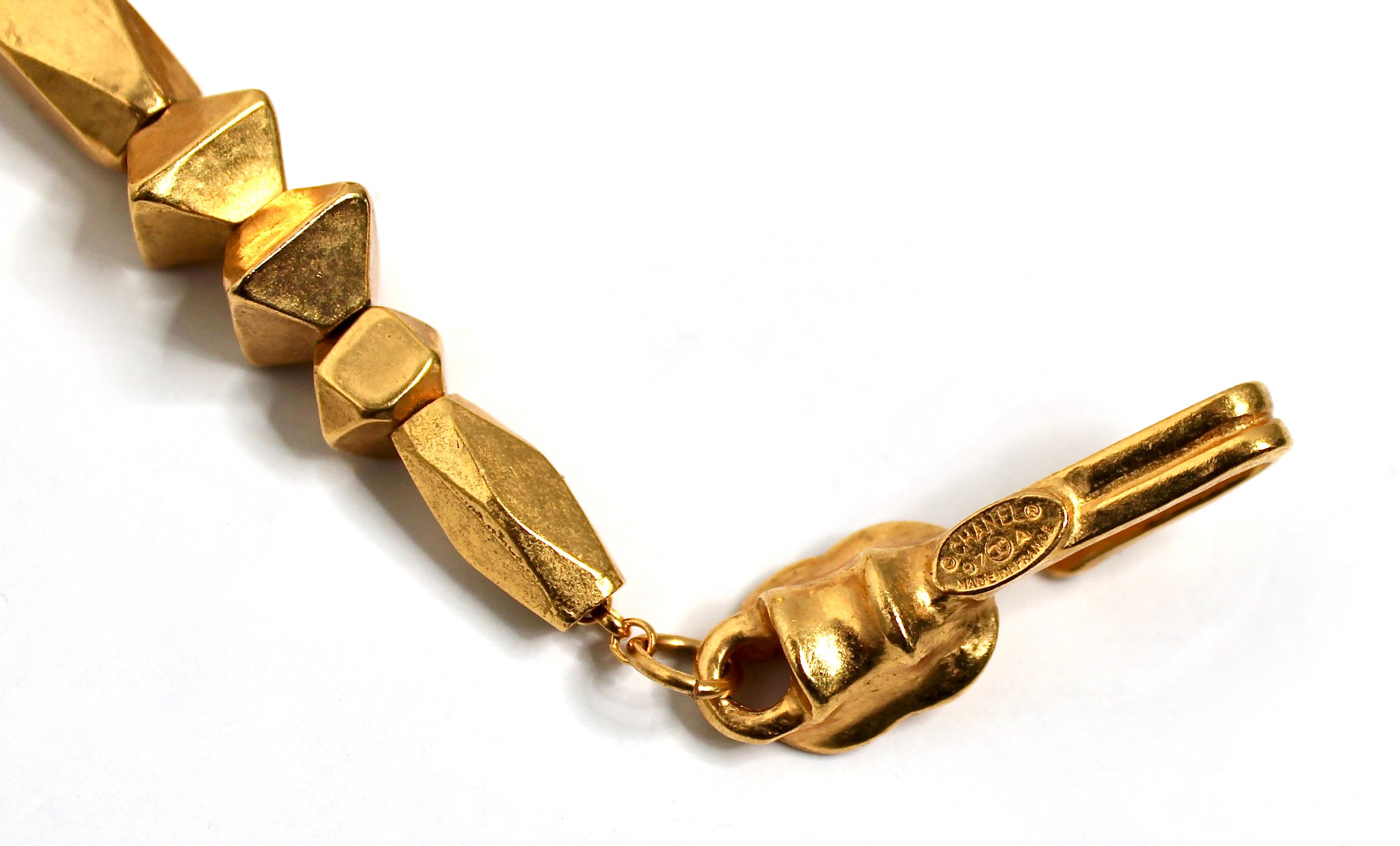 Chanel Brown Gripoix Coco Mark Cross Motif Pendant Necklace circa 1997 For Sale 3