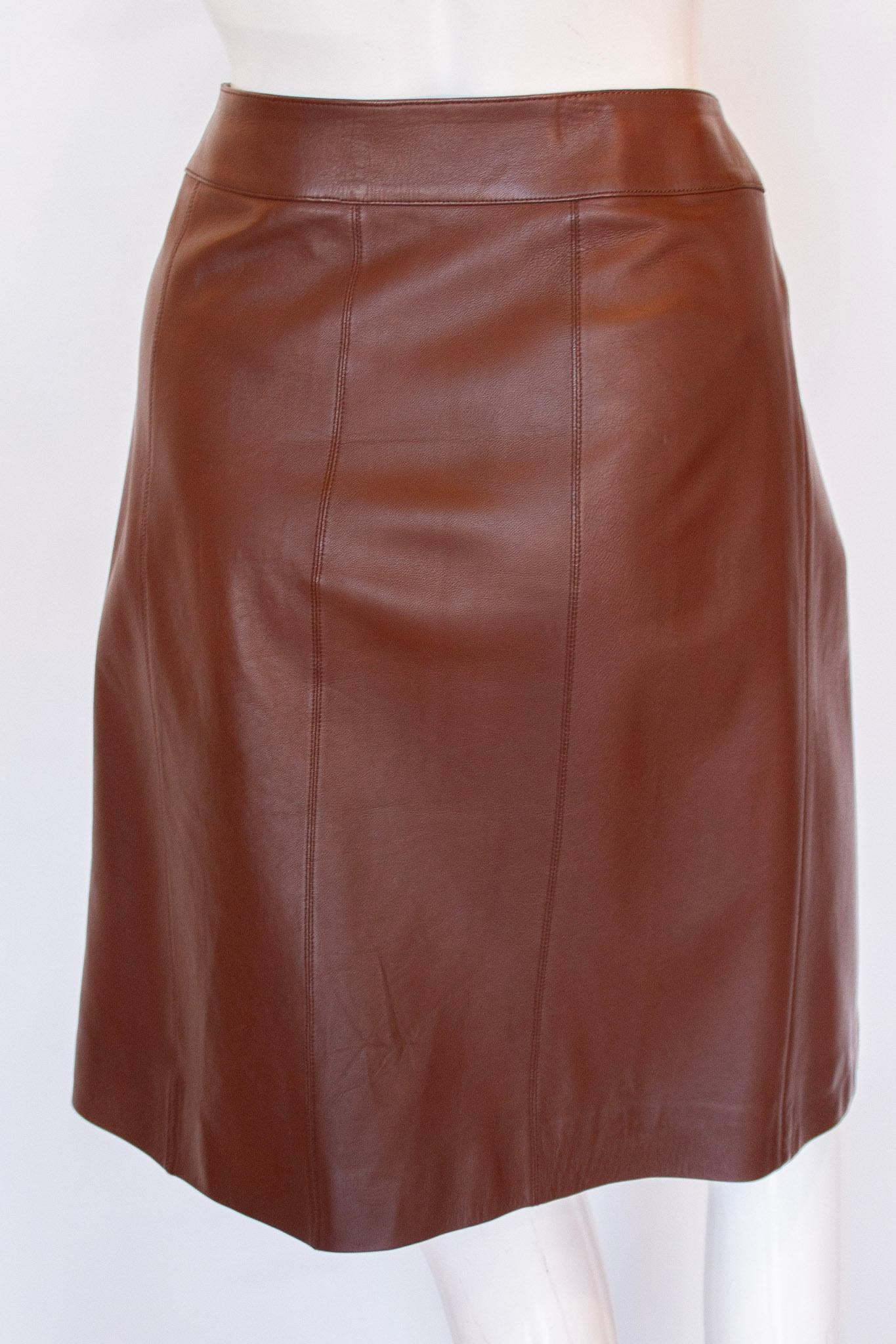 Chanel Brown Lambskin Skirt  In Excellent Condition For Sale In Kingston, NY