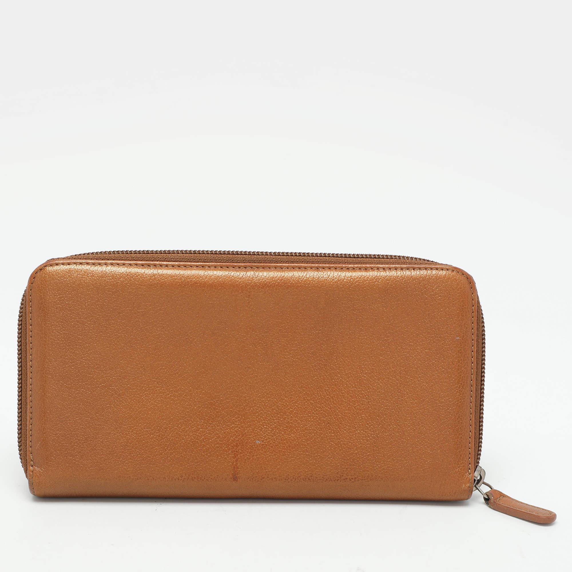 Women's Chanel Brown Leather Camellia Zip Around Wallet For Sale