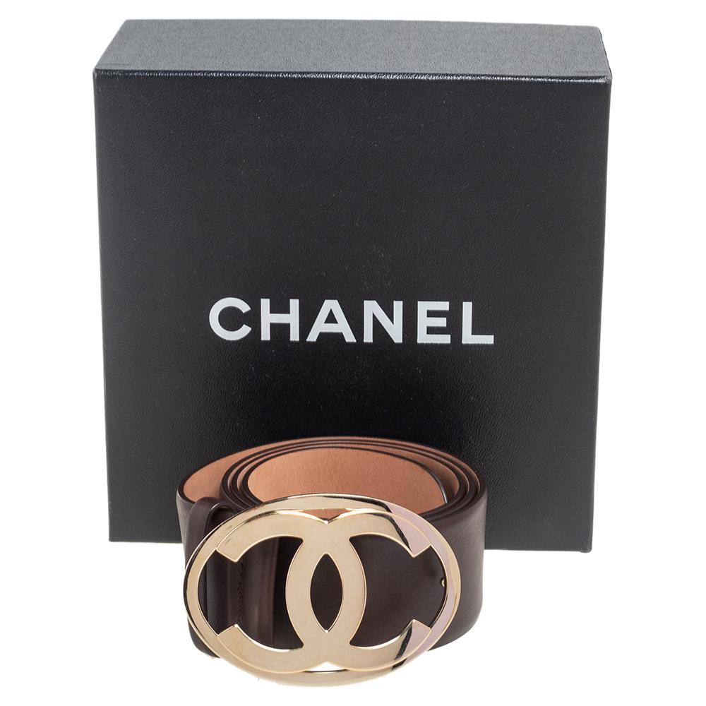 Chanel Brown Leather CC Belt 85 CM In Good Condition In Dubai, Al Qouz 2