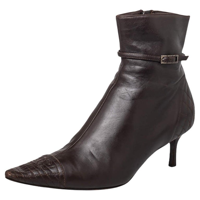 Chanel Brown Leather CC Cap Toe Ankle Length Boots Size 37 For Sale at  1stDibs