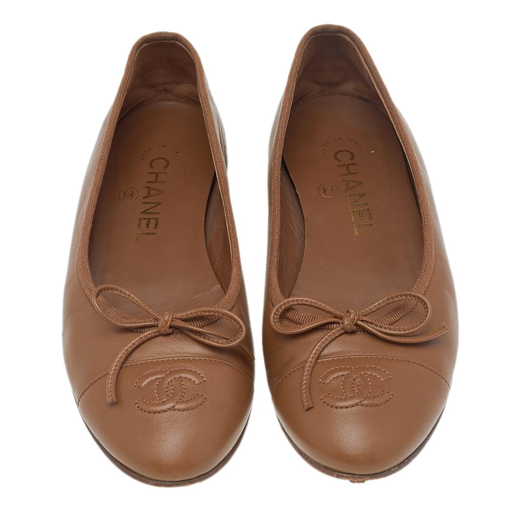 Chanel Brown Leather CC Cap Toe Ballet Flats Size 36 1