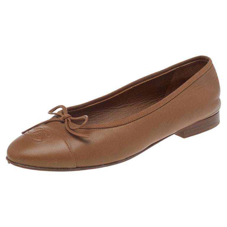 Chanel Brown Leather CC Cap Toe Ballet Flats Size 36
