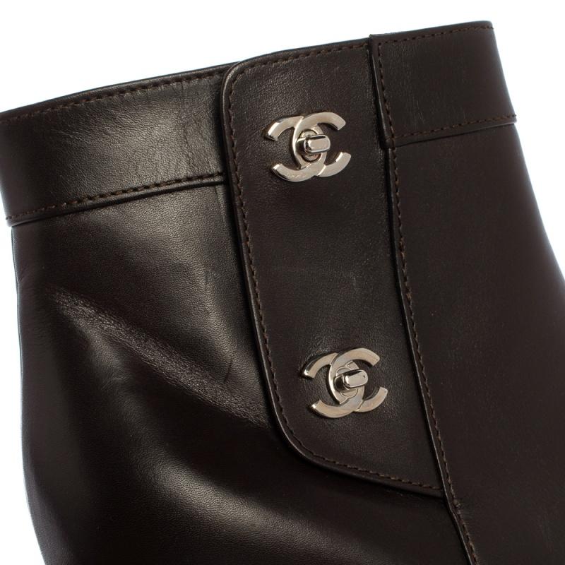 Women's Chanel Brown Leather CC Turnlock Ankle Boots Size 41