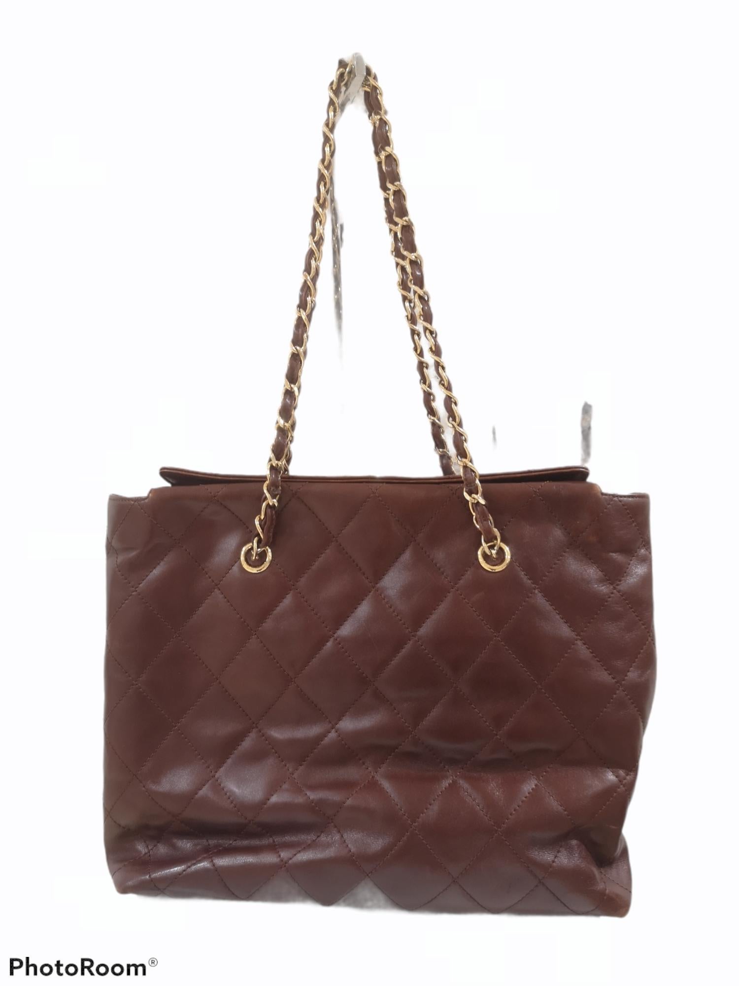 Chanel brown leather gold hardware shoulder bag 4