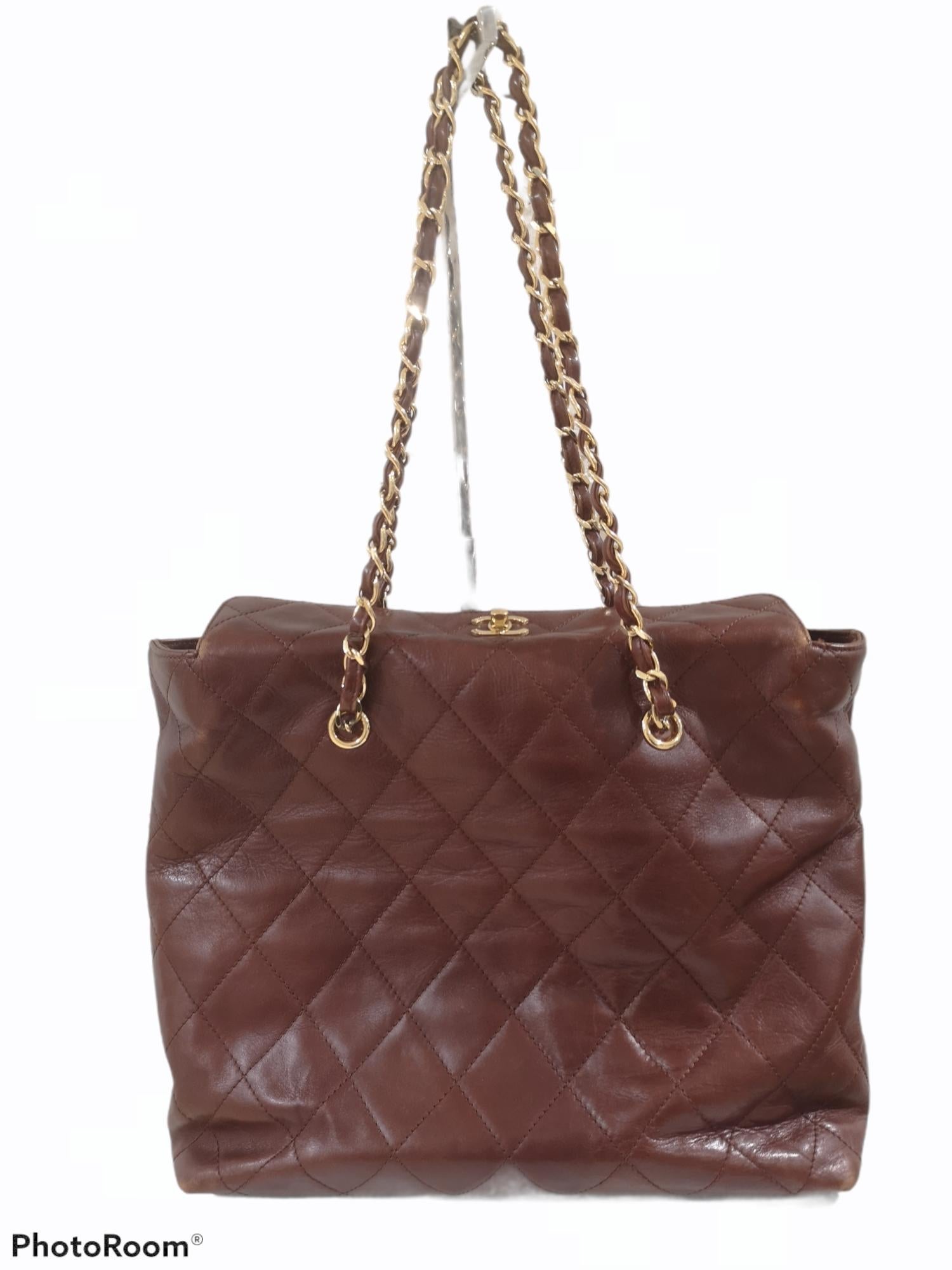 Chanel brown leather gold hardware shoulder bag 5