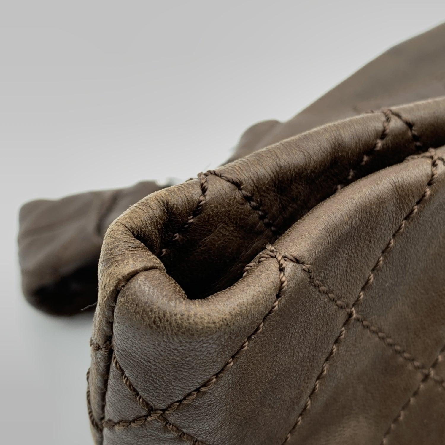 Chanel Brown Leder Sticth Mademoiselle 8 Knots Tote Bag im Angebot 1