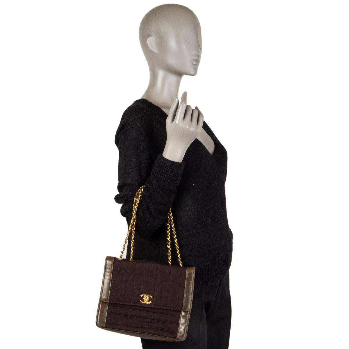 CHANEL marrone Borsa a tracolla in lana con bordo in pelle 3