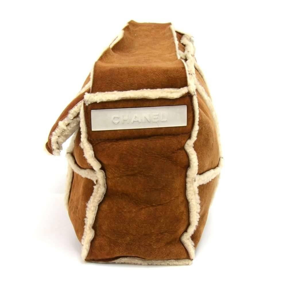 Women's Chanel Brown Mutton Shoulder Flap Bag For Sale