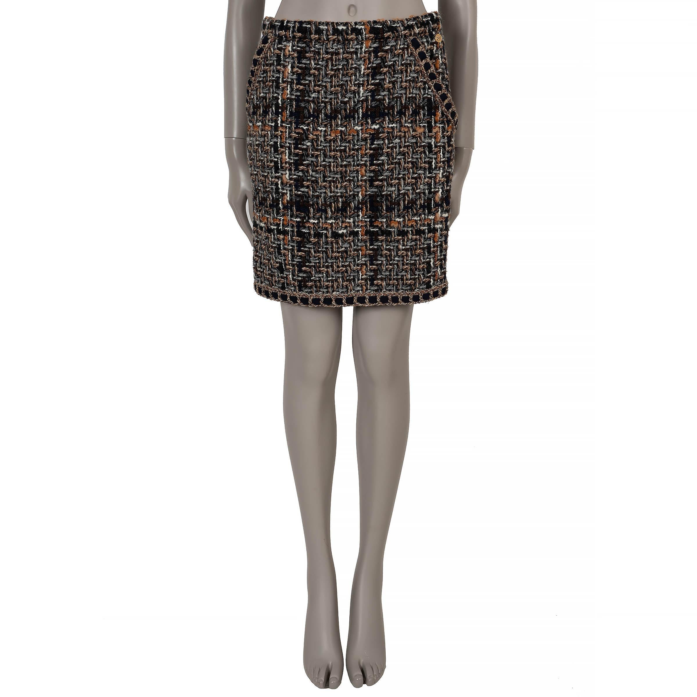 Women's CHANEL brown navy beige wool & mohair 16A ROME TWEED MINI Skirt 38 S For Sale