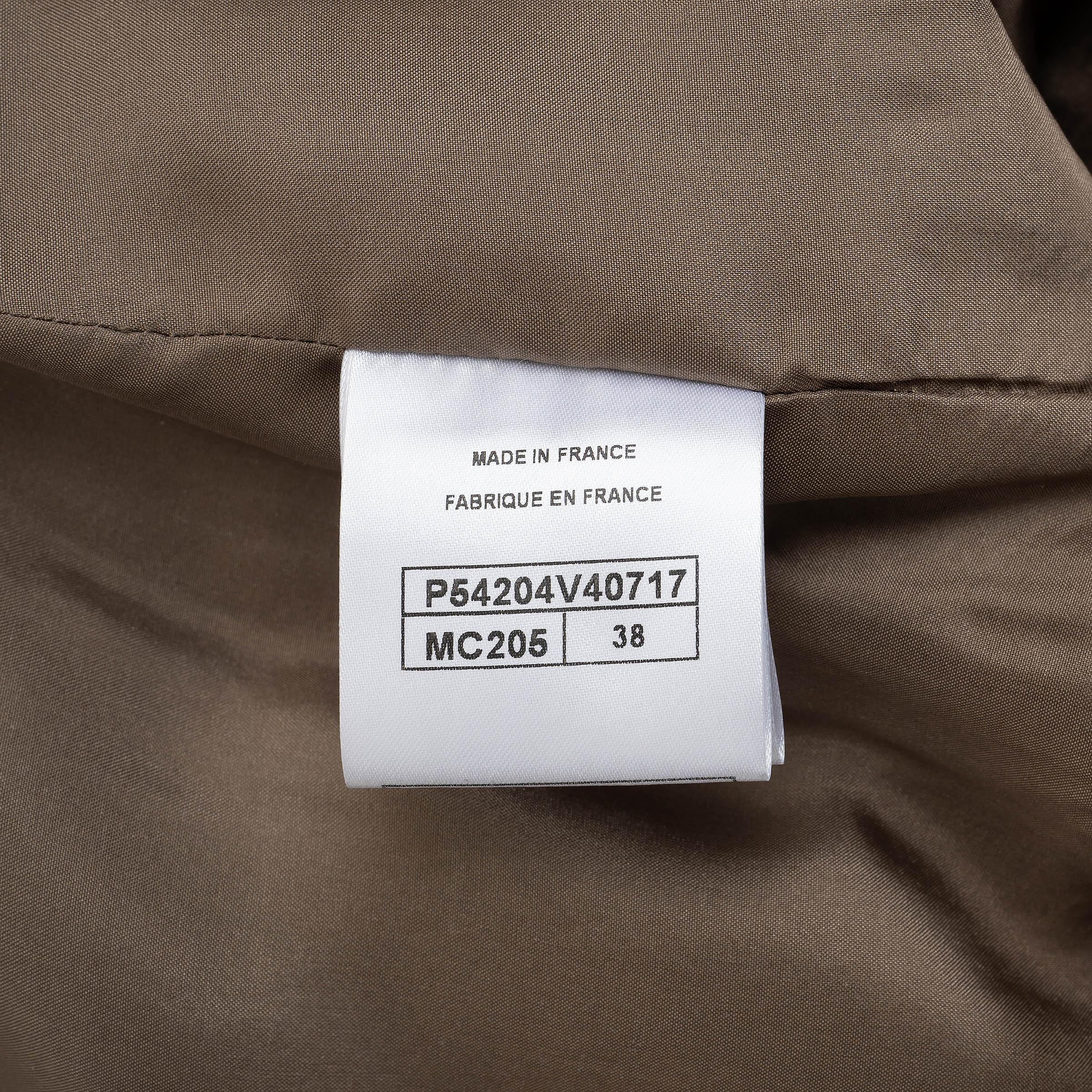 CHANEL brown navy beige wool & mohair 16A ROME TWEED MINI Skirt 38 S For Sale 3
