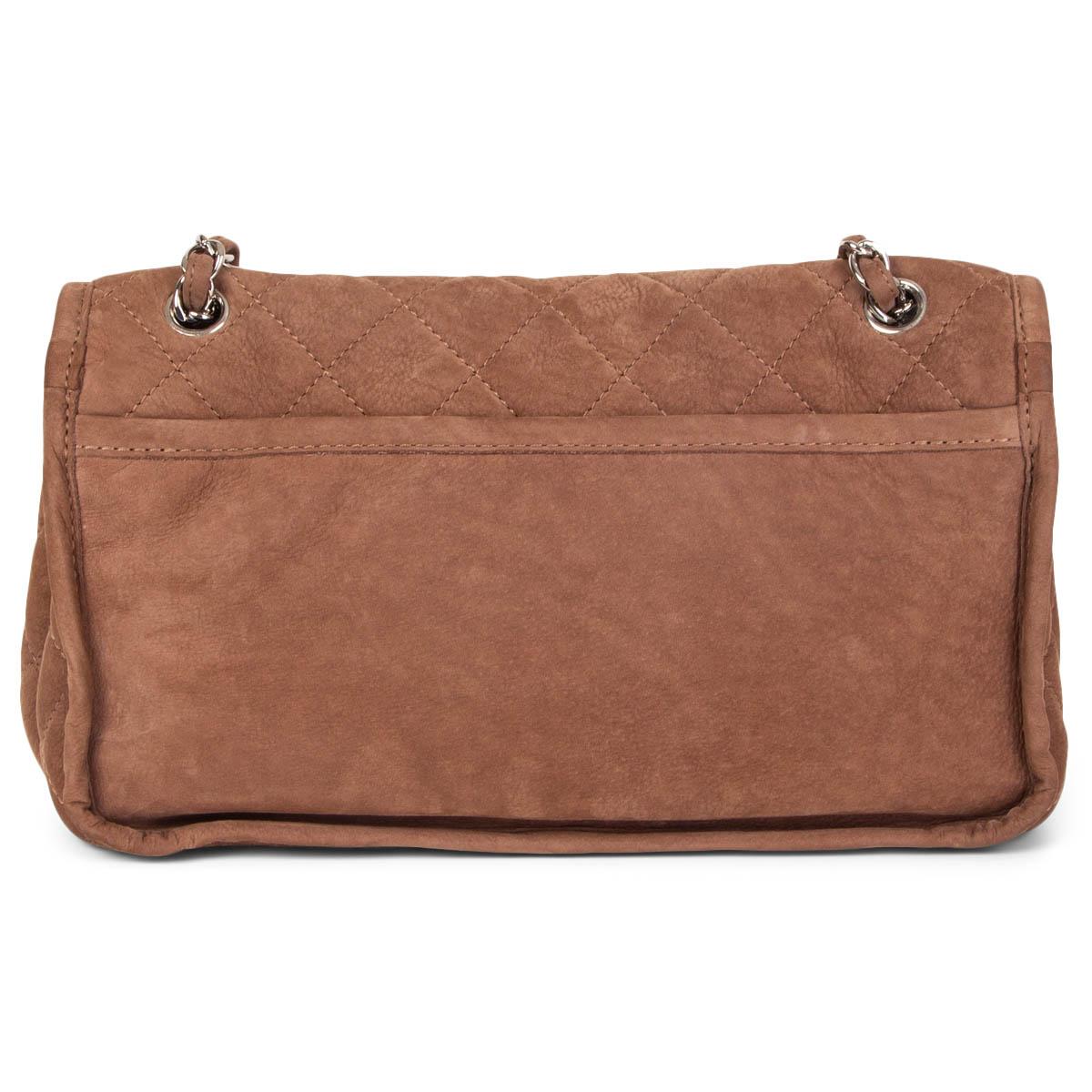CHANEL Braunes Nubuk-Wildleder NATURAL BEAUTY MEDIUM FLAP Umhängetasche 1