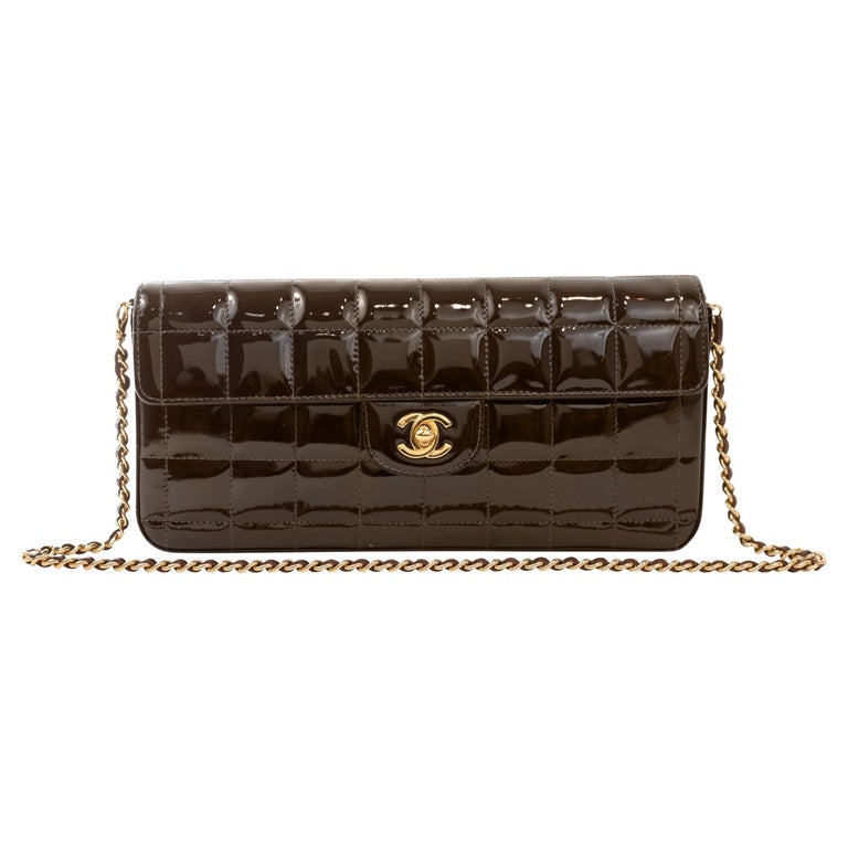 Chanel Patent Clutch - 34 For Sale on 1stDibs  chanel patent leather  clutch, chanel patent leather clutch bag, patent clutch bag