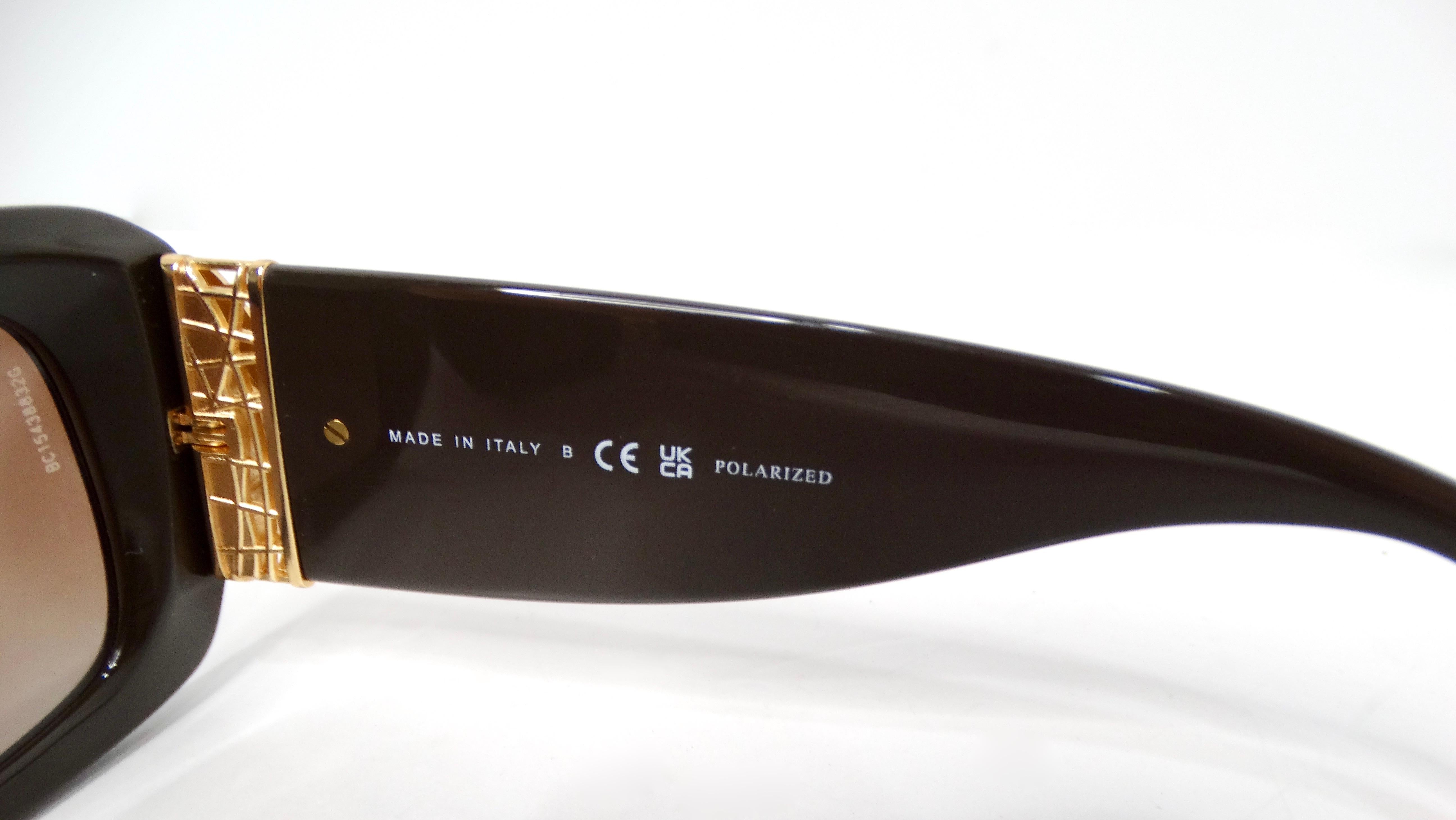 Chanel Brown Polarized Rectangular Gold-Tone Interlocking CC Accent Sunglasses For Sale 1