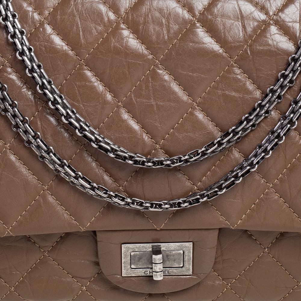 Chanel Braun Gestepptes Gealtertes Leder Reissue 2.55 Klassisch 227 Klappe Tasche 12