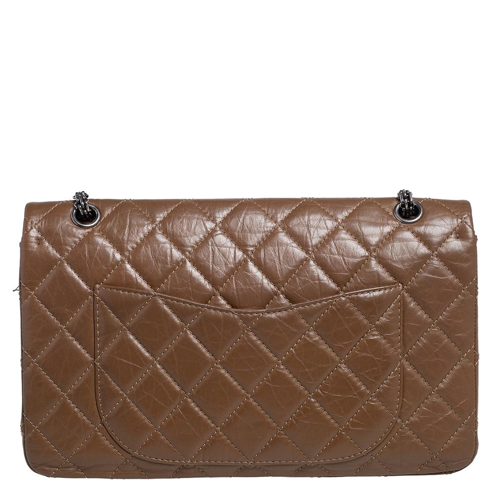 Chanel Braun Gestepptes Gealtertes Leder Reissue 2.55 Klassisch 227 Klappe Tasche Damen
