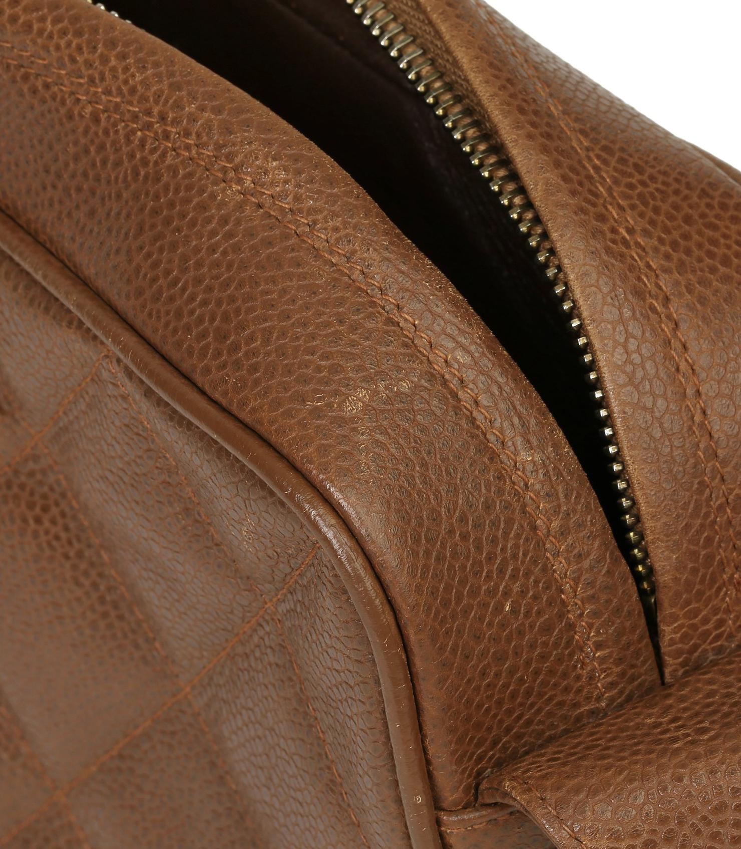 Chanel Brown Quilted Caviar Leather Vintage Timeless Camera Bag For Sale 9
