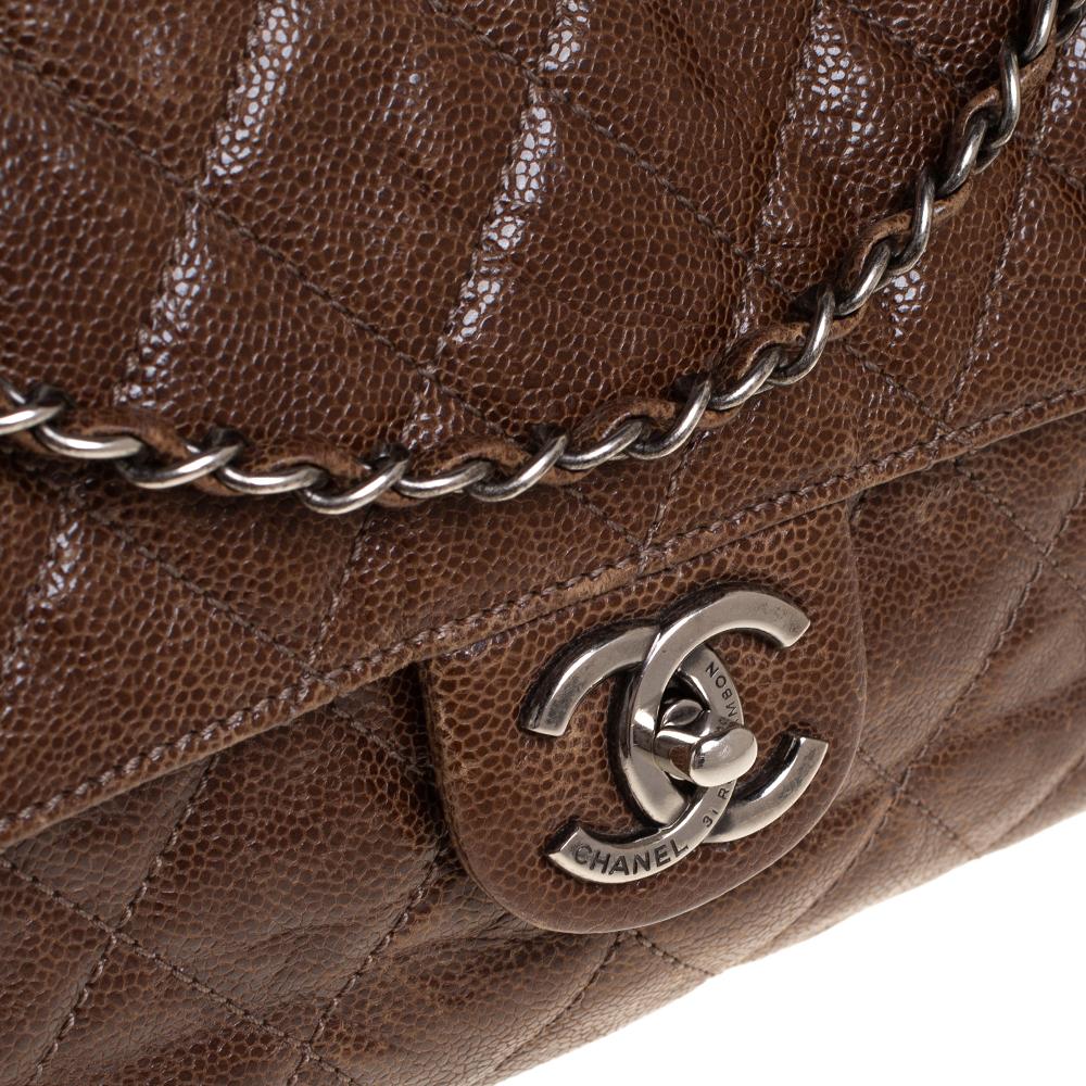 Chanel Brown Quilted Glazed Caviar Leather Jumbo Crave Flap Bag In Good Condition In Dubai, Al Qouz 2