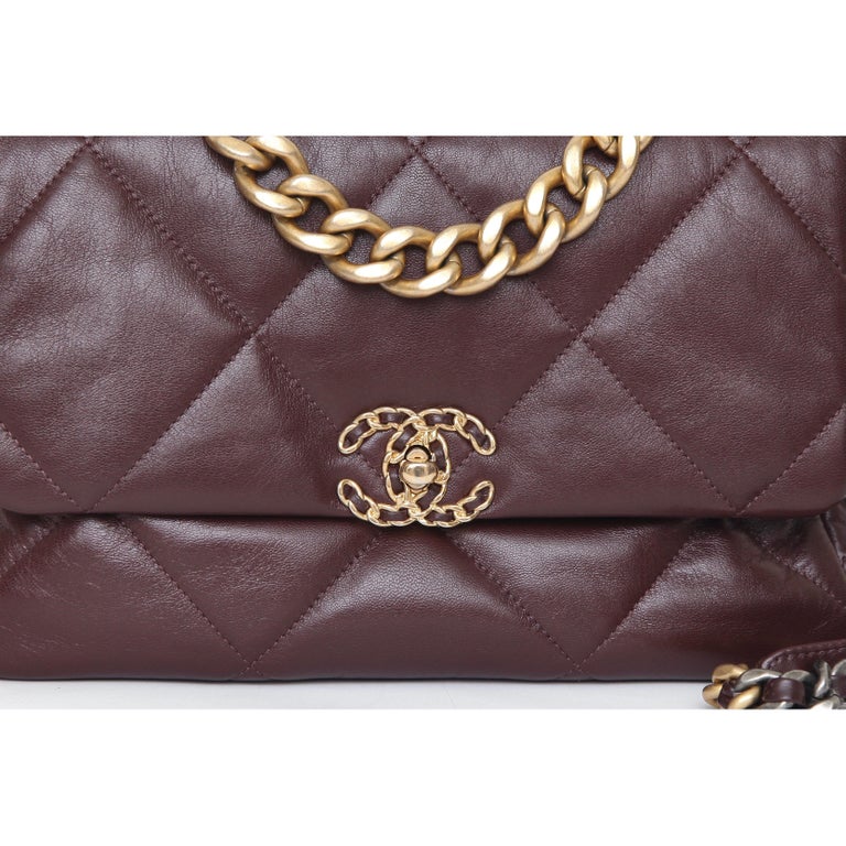 CHANEL Brown Quilted Leather Flap Large 19 Bag Lambskin Gold