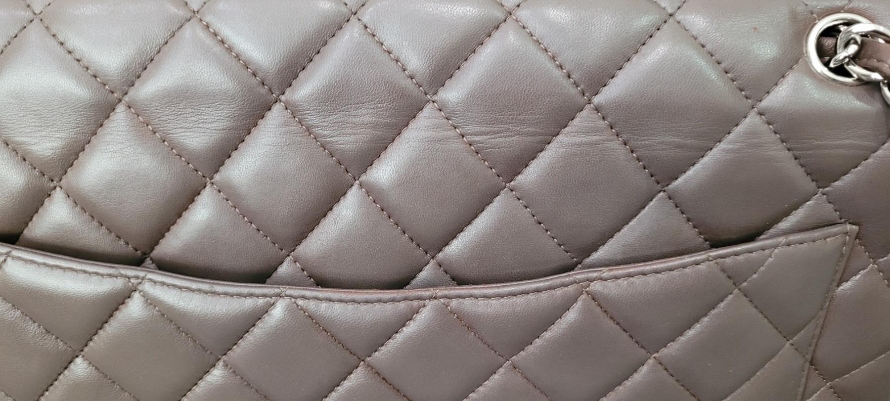 Chanel Brown Quilted Leather Jumbo Classic Single Flap Bag For Sale 7