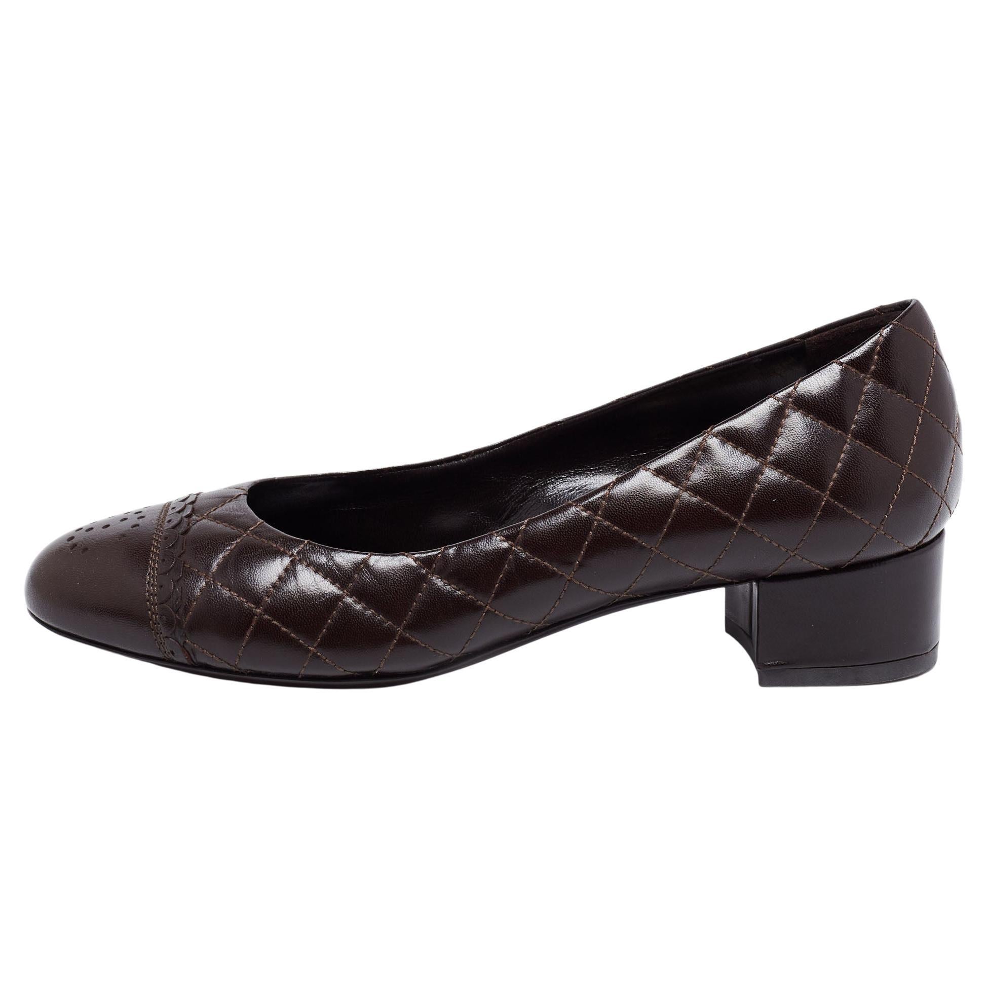 Chanel Brown Quilted Leather Scallop Detail CC Block Heel Pumps Size 36.5