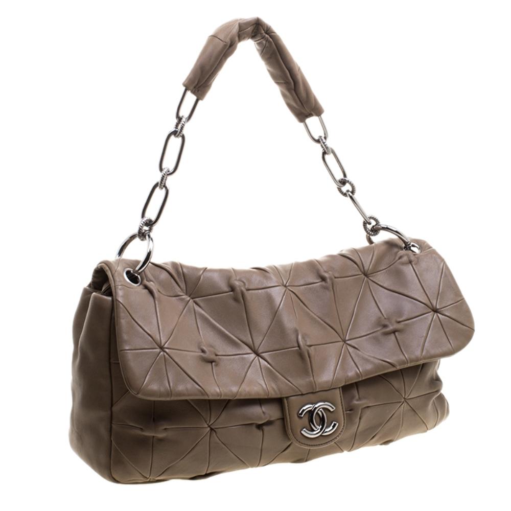 Chanel Brown Quilted Leather Urban Day Flap Shoulder Bag In Good Condition In Dubai, Al Qouz 2