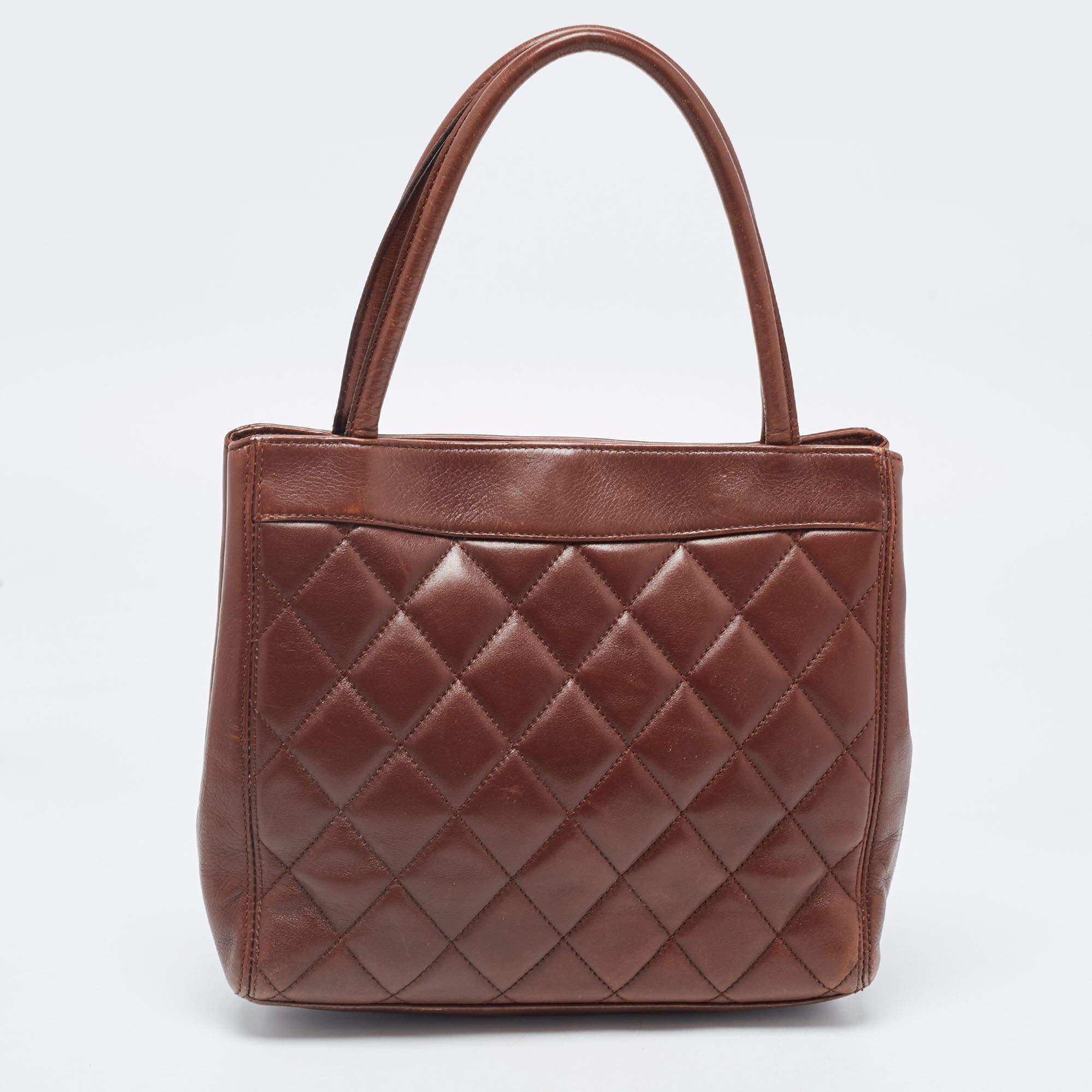 Women's Chanel Brown Quilted Leather Vintage CC Turnlock Tote