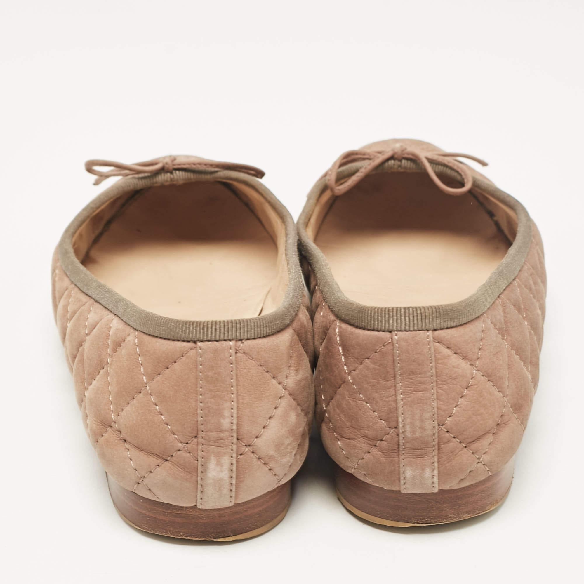 Chanel Brown Quilted Nubuck CC Bow Ballet Flats Size 37 1