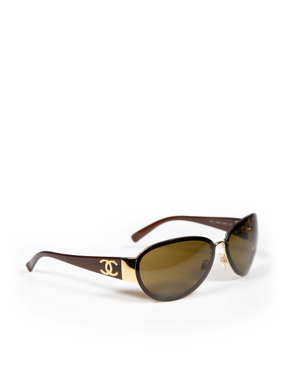 CONDITION is Very good. Minimal wear to sunglasses is evident. Minimal wear to lenses with some minor scratches to the lens, there is some slight tarnishing around the metal screws on this used Chanel designer resale item.
 
 
 
 Details
 
 
 Brown
