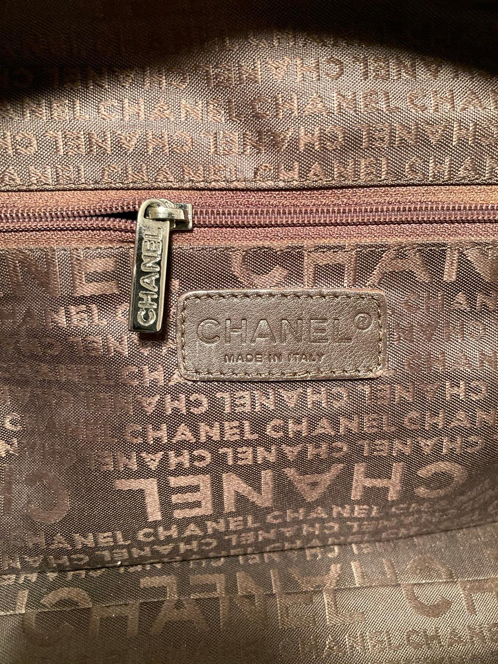 Chanel Borsa Bowler marrone a punto quadro 3