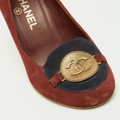 Chanel Brown Suede CC Logo Round Pumps Size 38