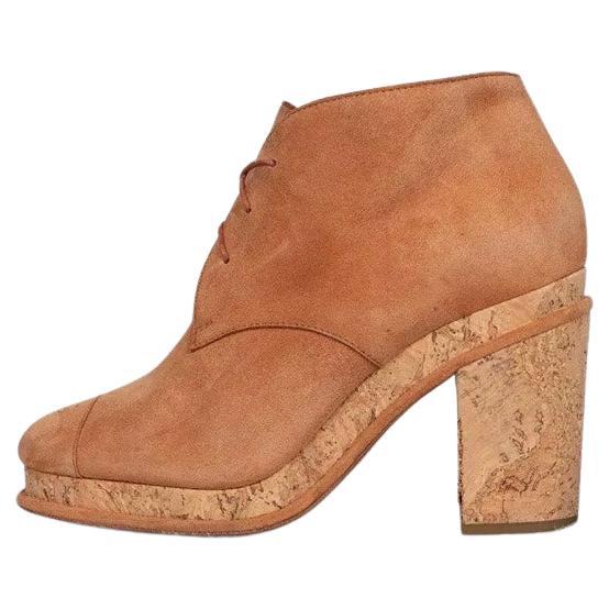 Chanel Botines con cordones de ante marrón - Talla 39 en venta