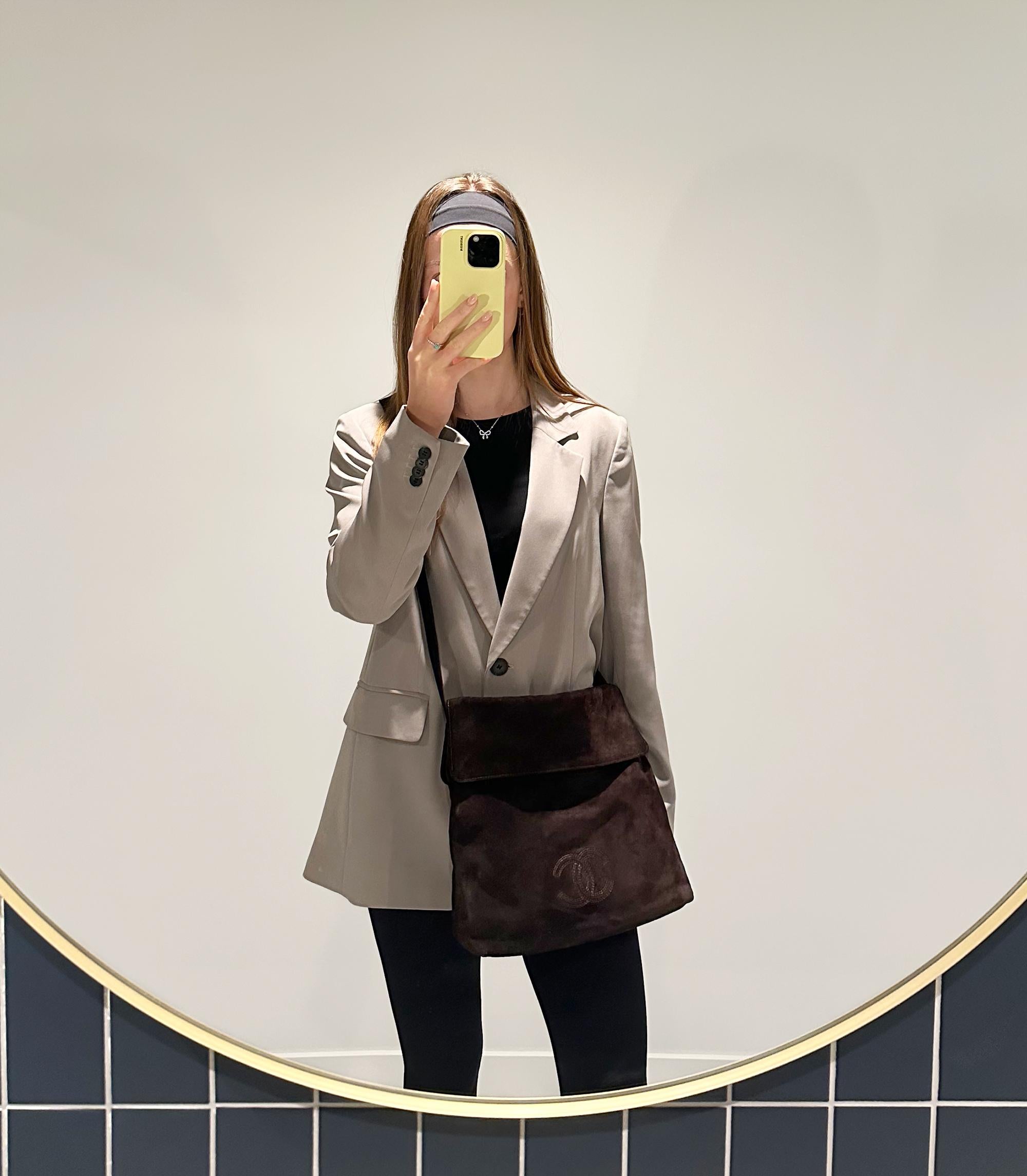 Chanel  Brown Suede Vintage Timeless Hobo Bag

Product Details
Xupes Ref: CB1422
Brand: Chanel 
Model: Timeless Hobo Bag 
Type: Shoulder, Crossbody
Serial Number: 5867456
Age: 1999
Accompanied By: Chanel Dust Bag, Authenticity Card, Care