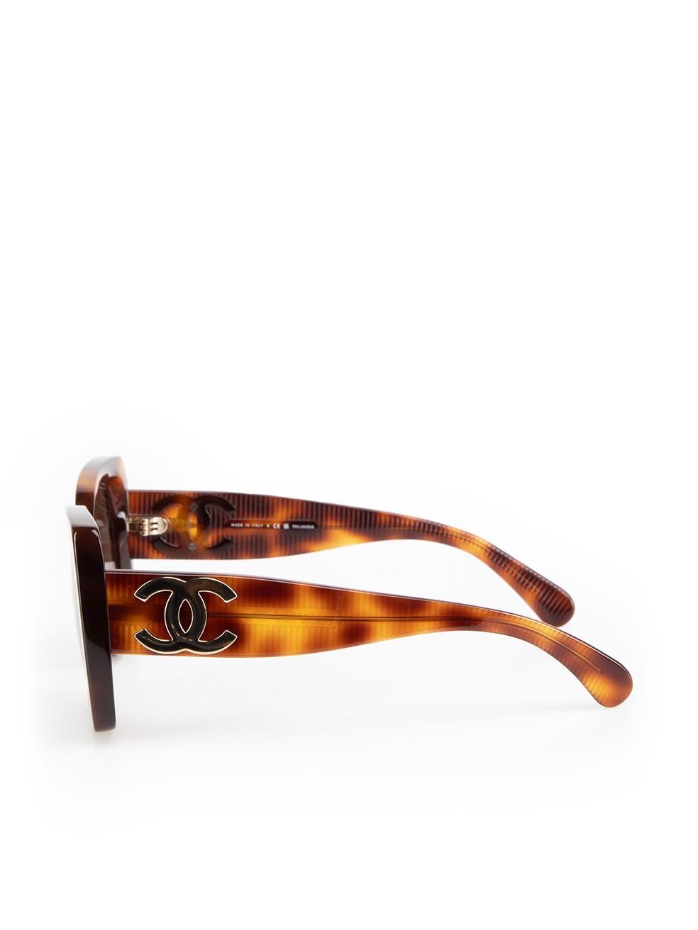 Chanel Brown Tortoiseshell Square CC Logo Sunglasses For Sale 1