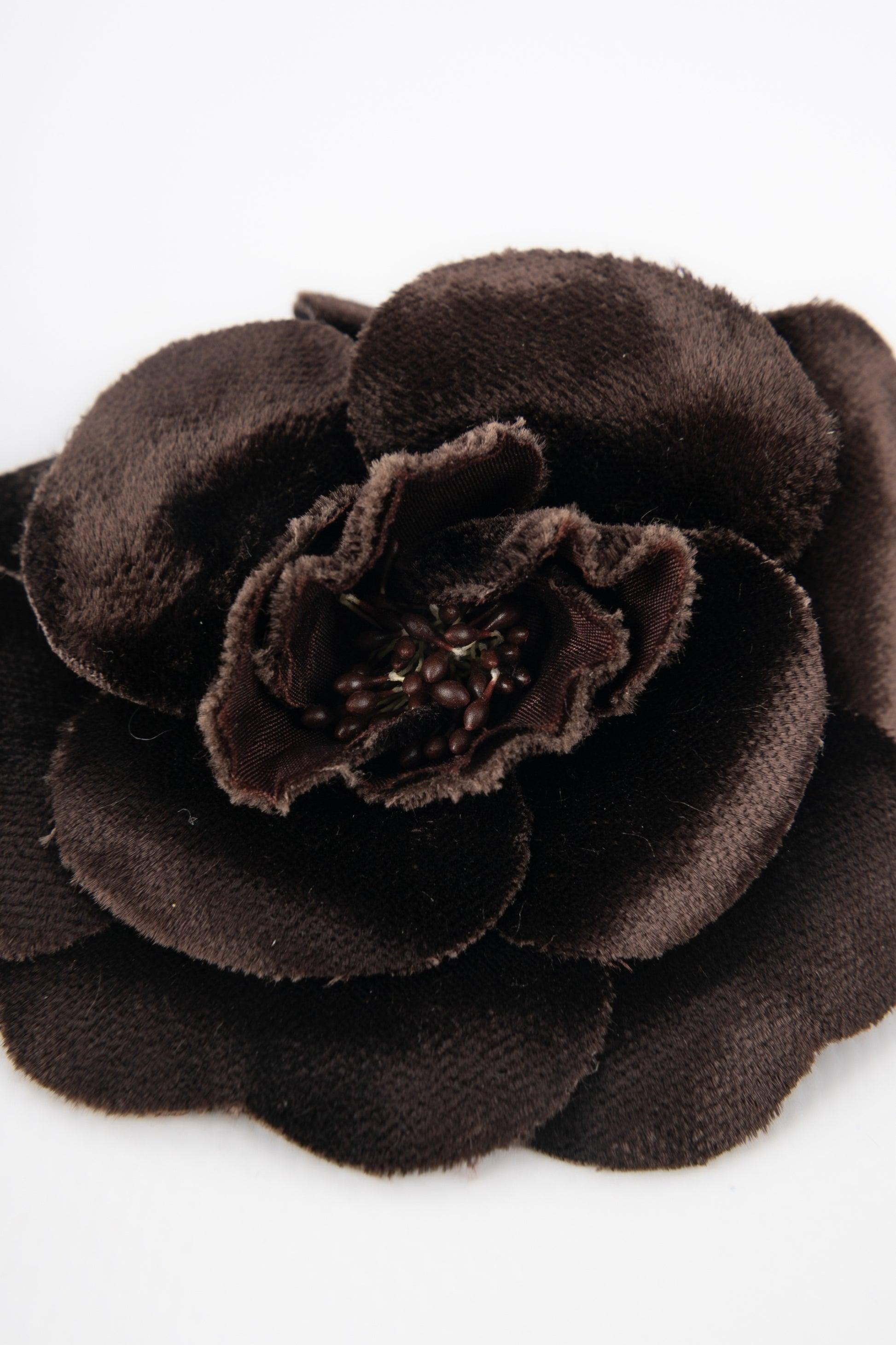 Women's Chanel Brown Velvet Camellia Brooch For Sale