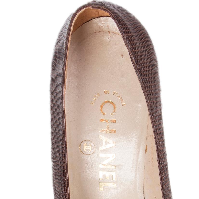Chaussures à talons CHANEL marron vintageLIZARD, pointure 37 en vente 2