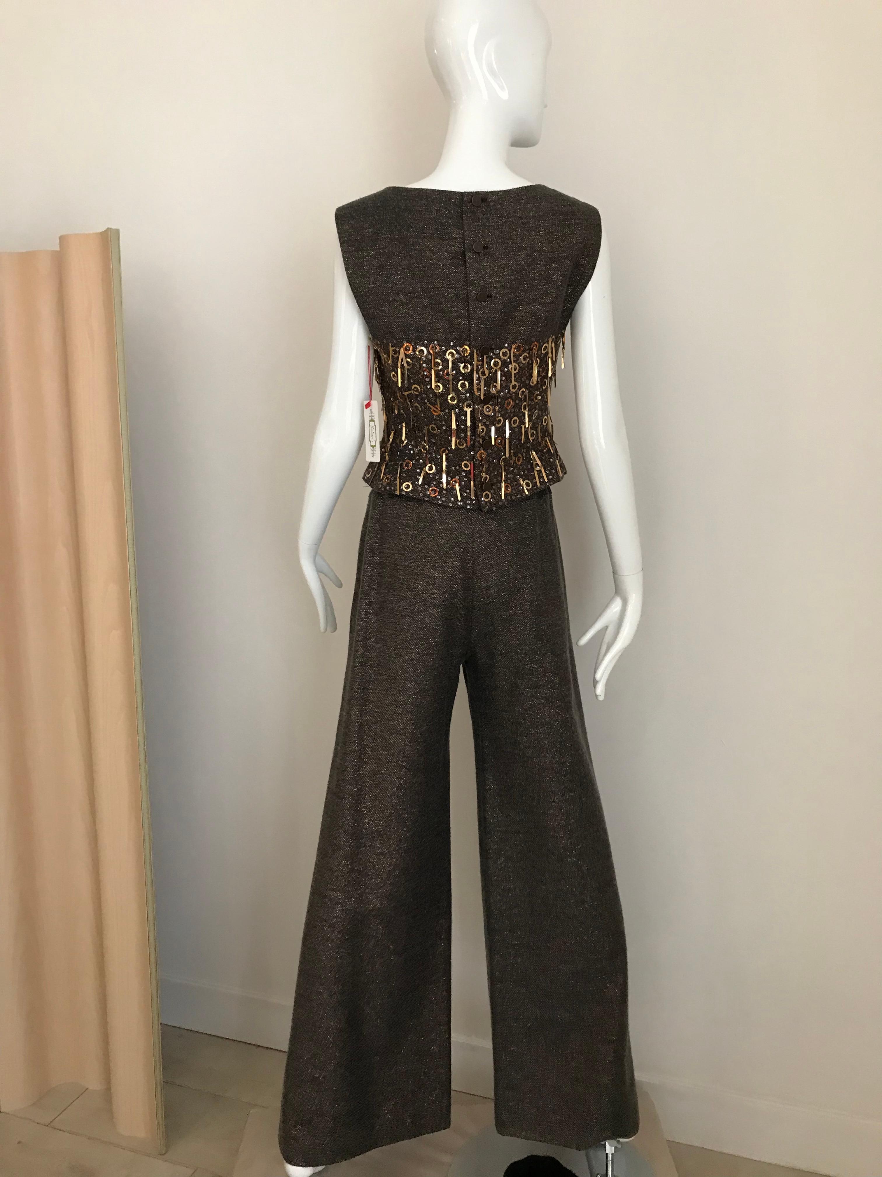 CHANEL Brown Wool Sleeveless Top and Pant Set In Excellent Condition In Beverly Hills, CA