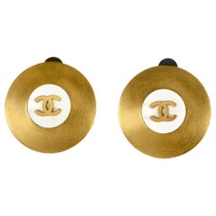 Chanel Brushed Gold CC Vintage Clip On Earrings Chanel Brushed Gold CC Vintage Clip On Earrings