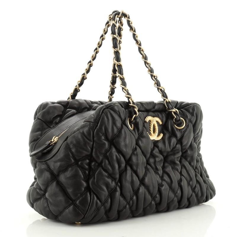 Chanel Bubble Bowler Bag Gestepptes Lammfell Medium (Schwarz)