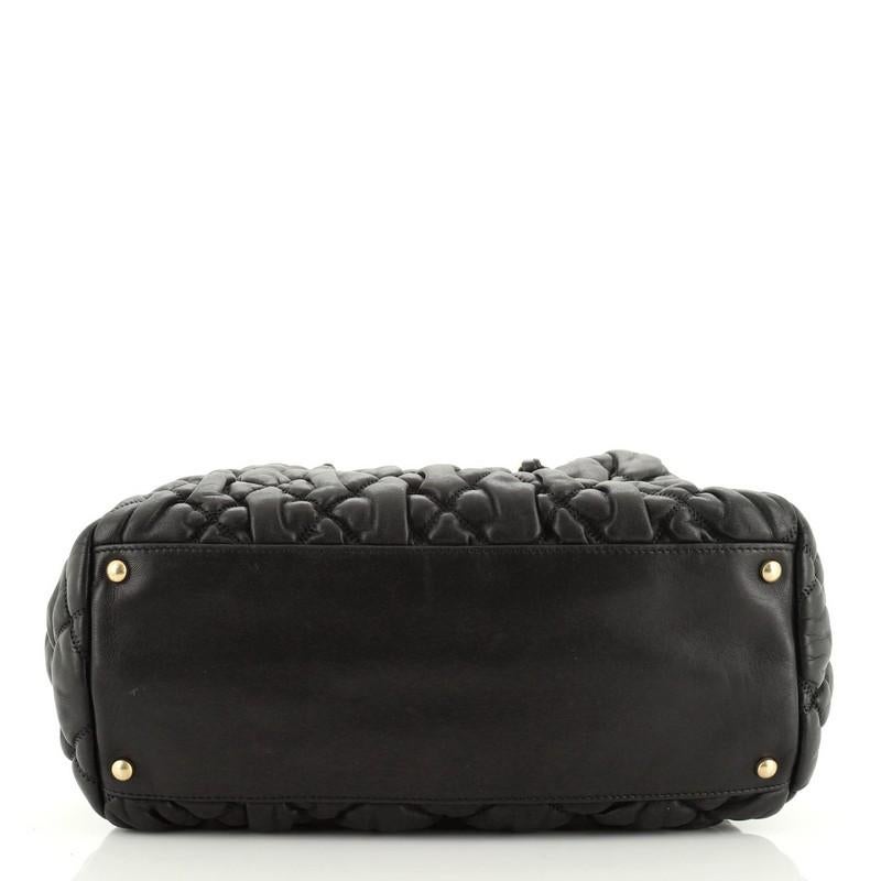 Chanel Bubble Bowler Bag Gestepptes Lammfell Medium für Damen oder Herren