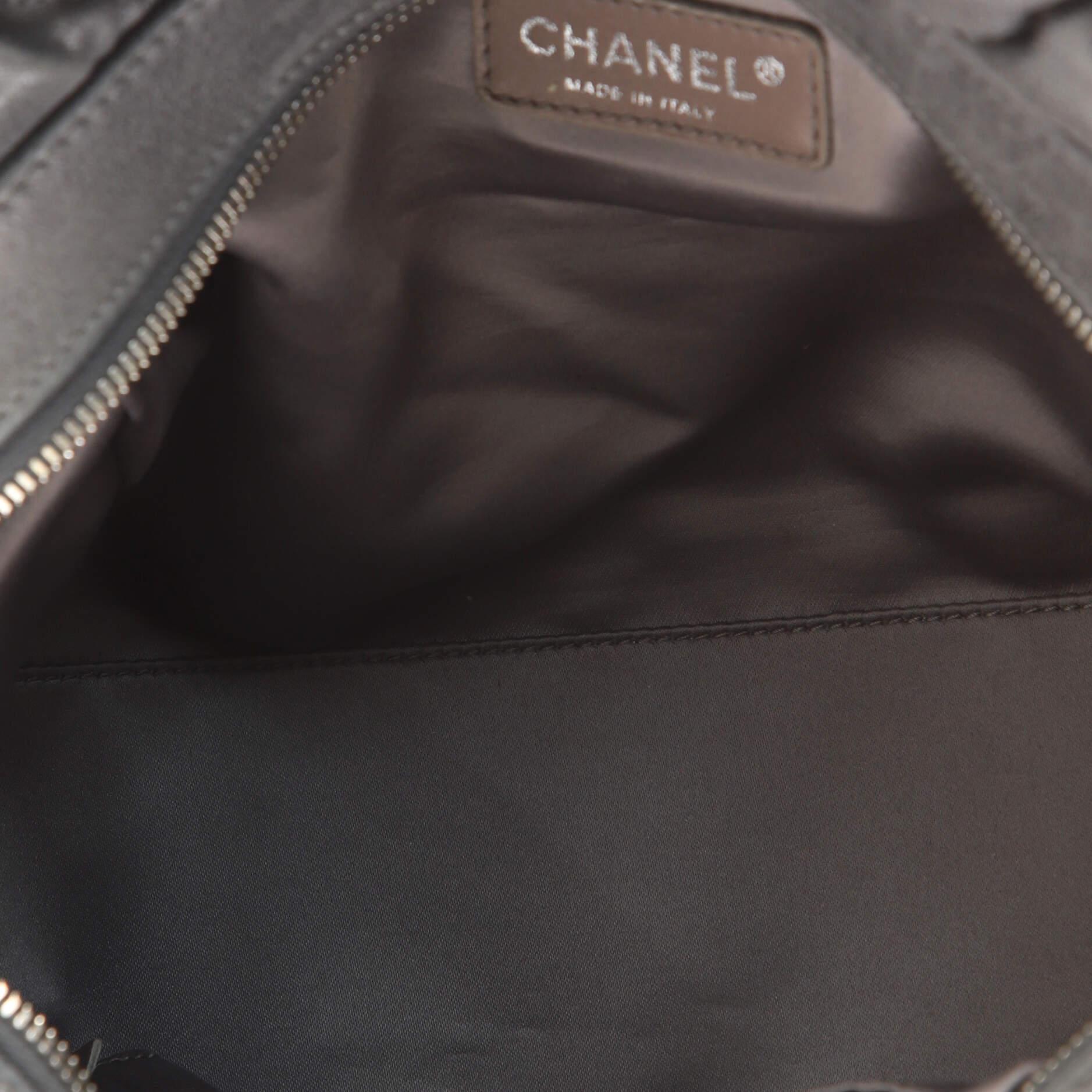 Chanel Bubble Bowler Bag Quilted Lambskin Medium 3