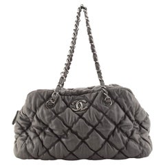 Sac à bulles Chanel en cuir d'agneau matelassé Moyen