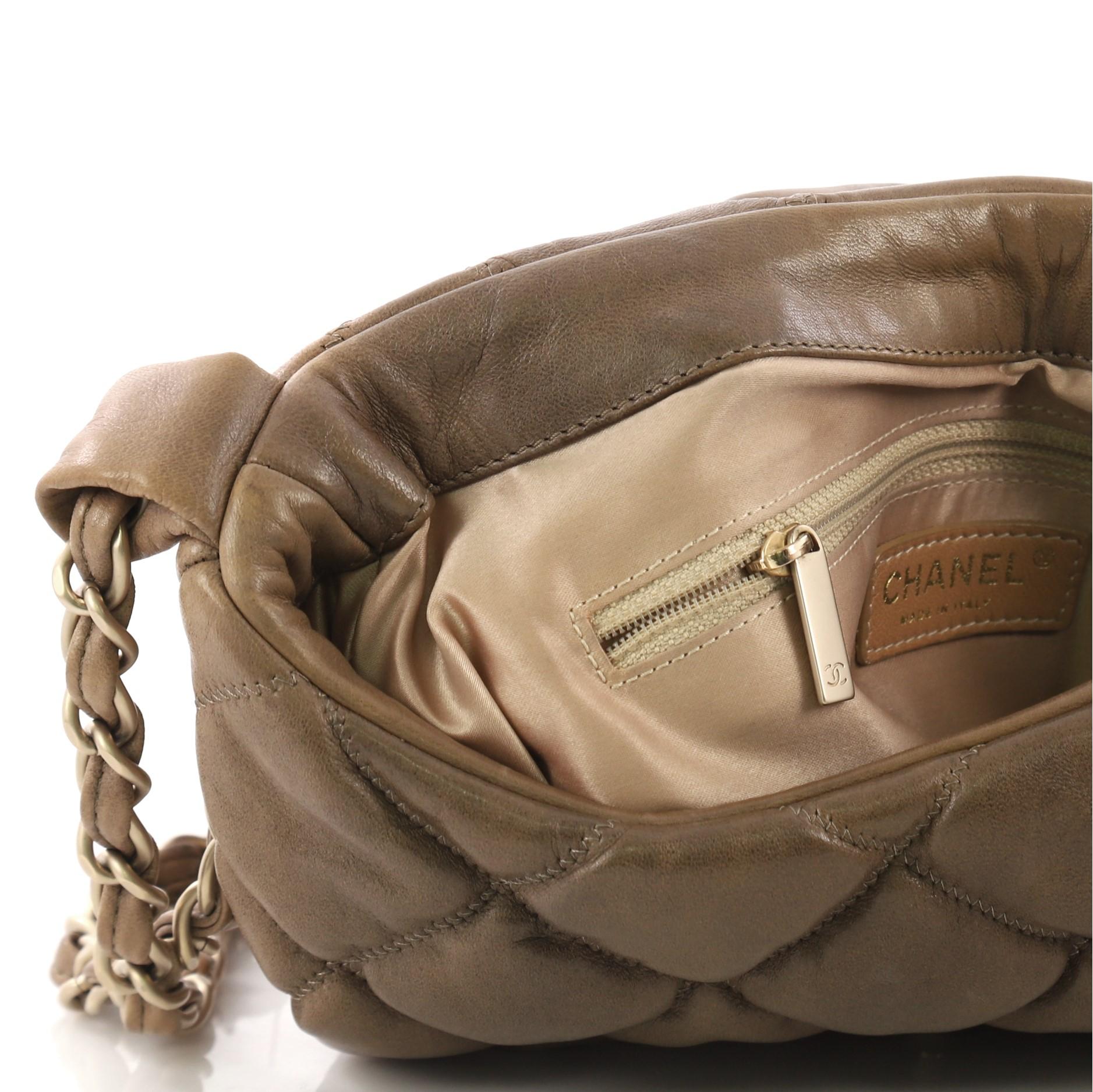 Chanel Bubble Flap Bag Gestepptes Lammfell Medium 6