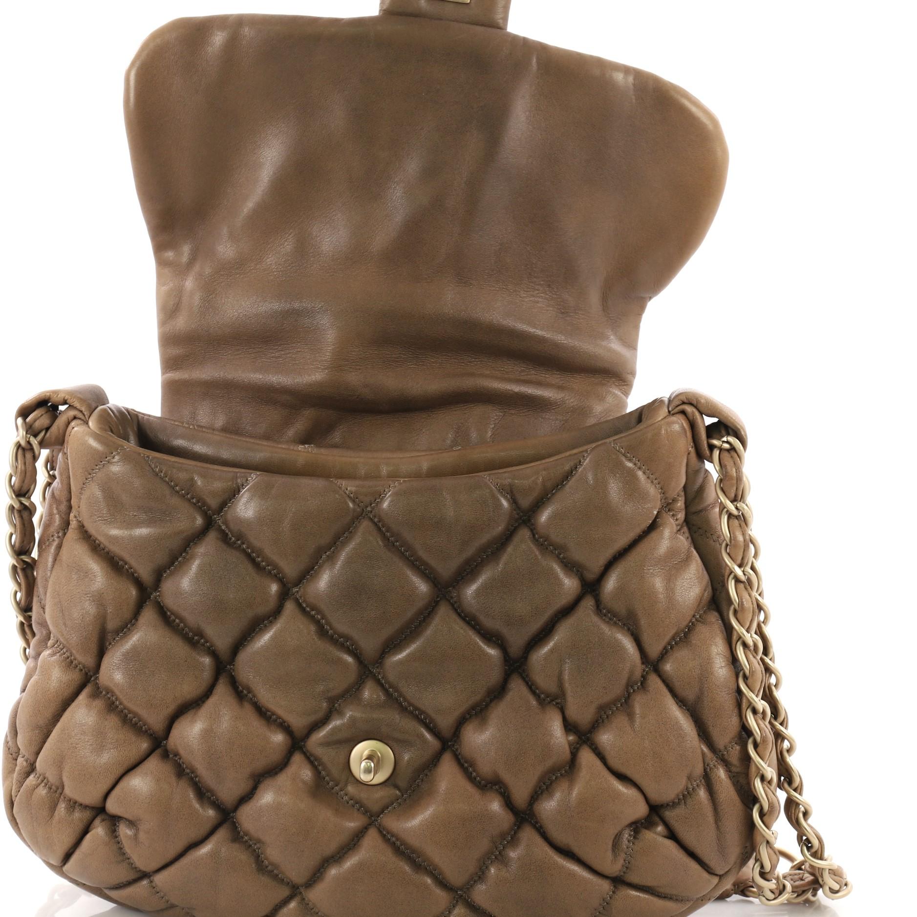 Chanel Bubble Flap Bag Gestepptes Lammfell Medium 3