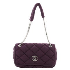 Chanel Bubble Flap Bag Gestepptes Nylon Medium