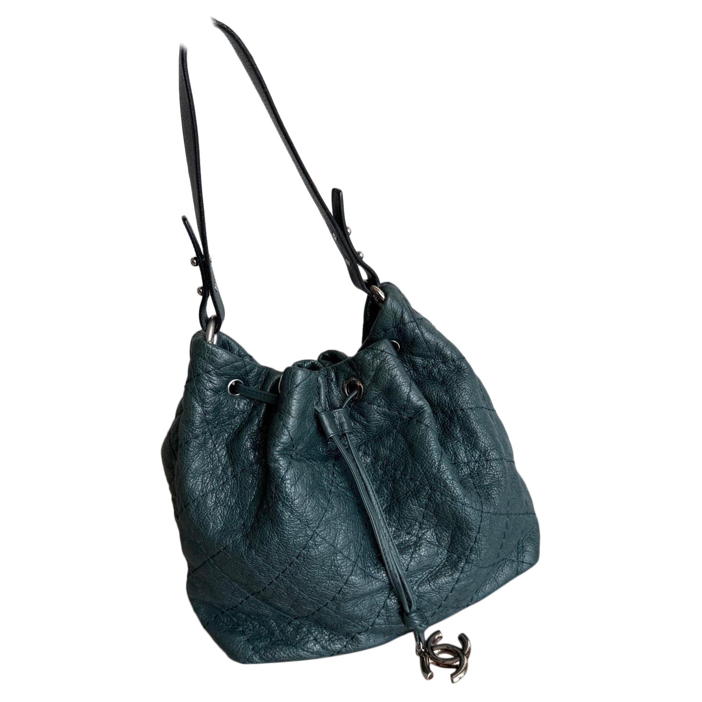 Chanel Bucket Bag Medium Dunkelgrünes Kalbsleder Silberne Hardware