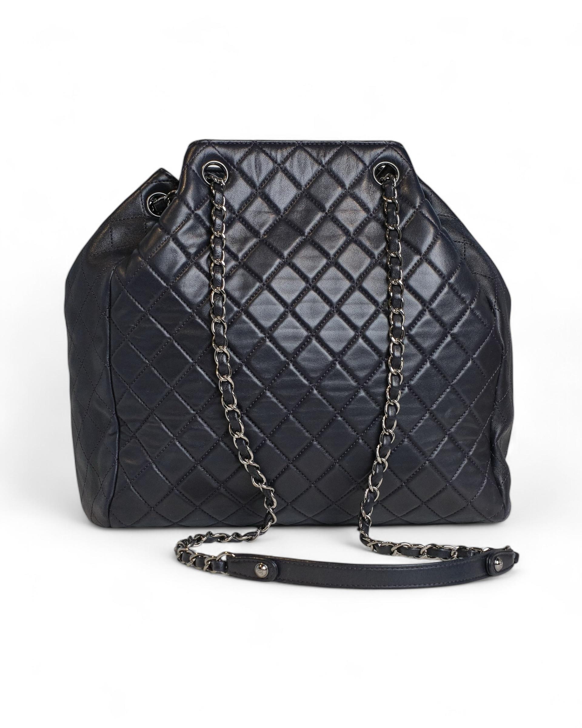 Chanel Bucket CC Large Night Blue 1