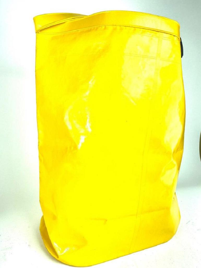 Chanel Bucket Hobo XL Waterproof 19cca69 Yellow Pvc Weekend/Travel Bag For Sale 2