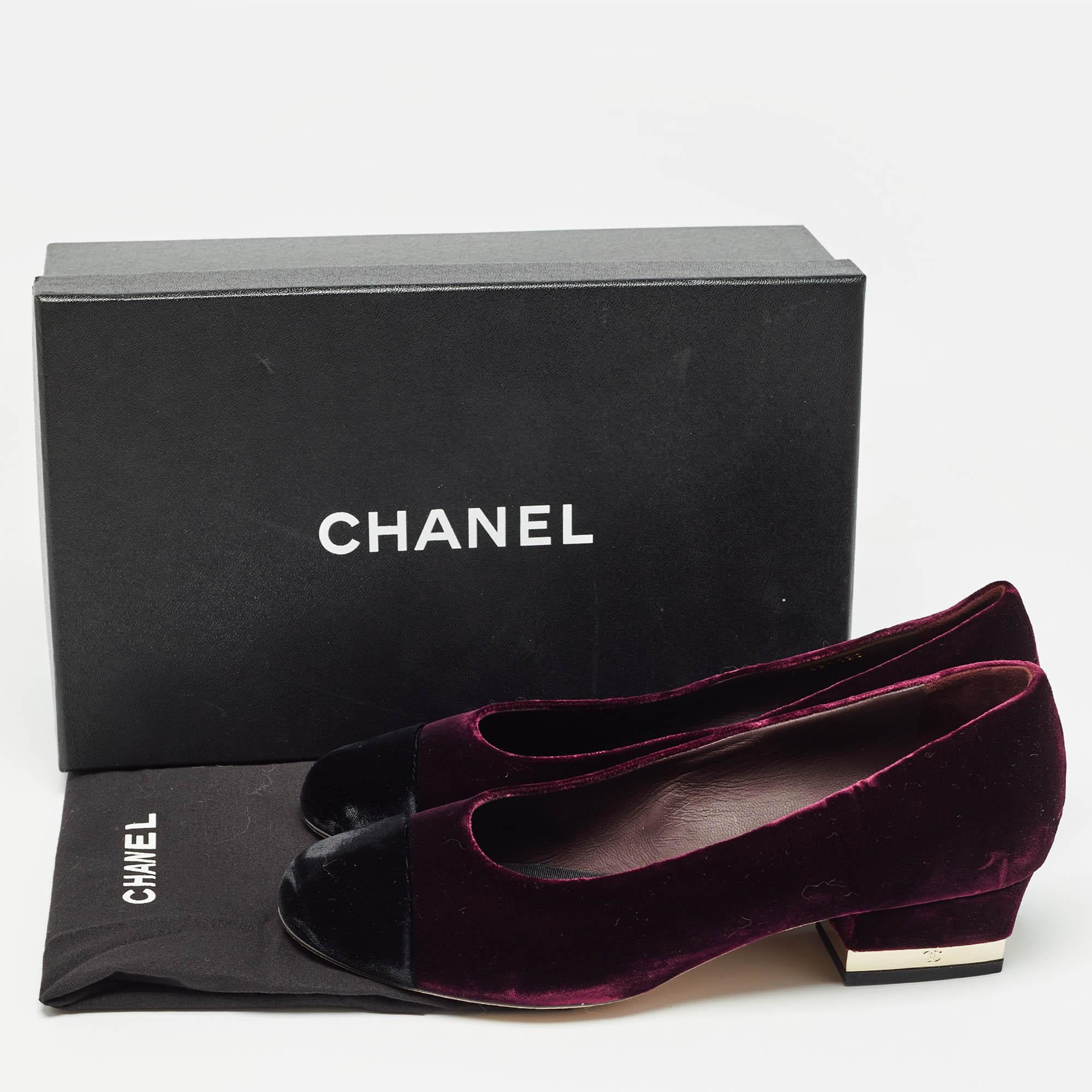 Chanel Burgundy/Black Velvet Block Heel Pumps Size 40 5